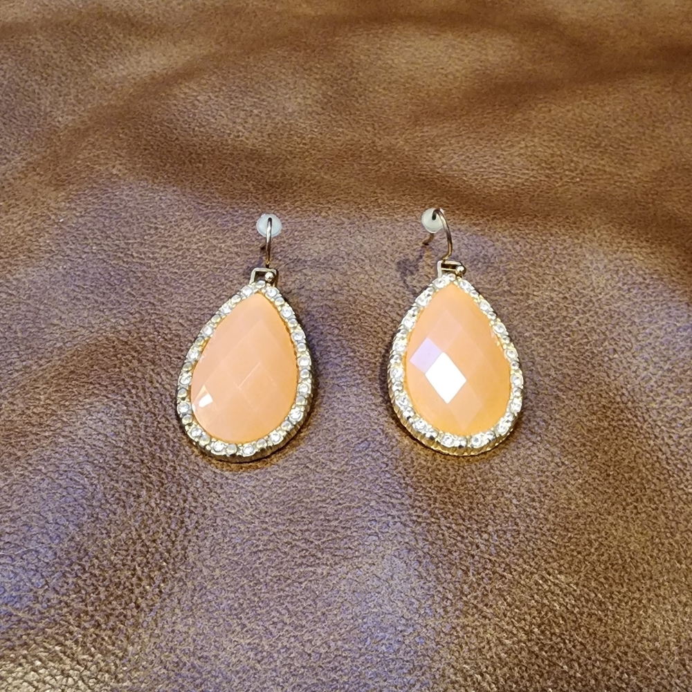 Vintage Peach Teardrop Earrings